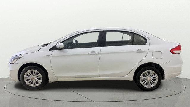 Second-hand 2016 Maruti Suzuki Ciaz VDi Plus SHVS for sale in Ahmedabad-16