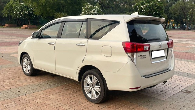 Second-hand 2018 Toyota Innova Crysta 2.7 ZX AT BSIV for sale in New Delhi-3