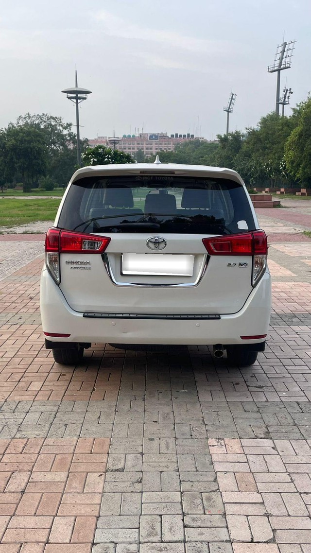 Second-hand 2018 Toyota Innova Crysta 2.7 ZX AT BSIV for sale in New Delhi-2