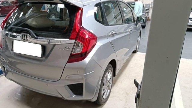 Second-hand 2019 Honda Jazz VX for sale in Mumbai-5