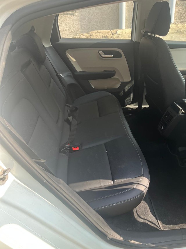 Second-hand 2022 Tata Altroz XZ Plus BSVI for sale in Ahmedabad-6