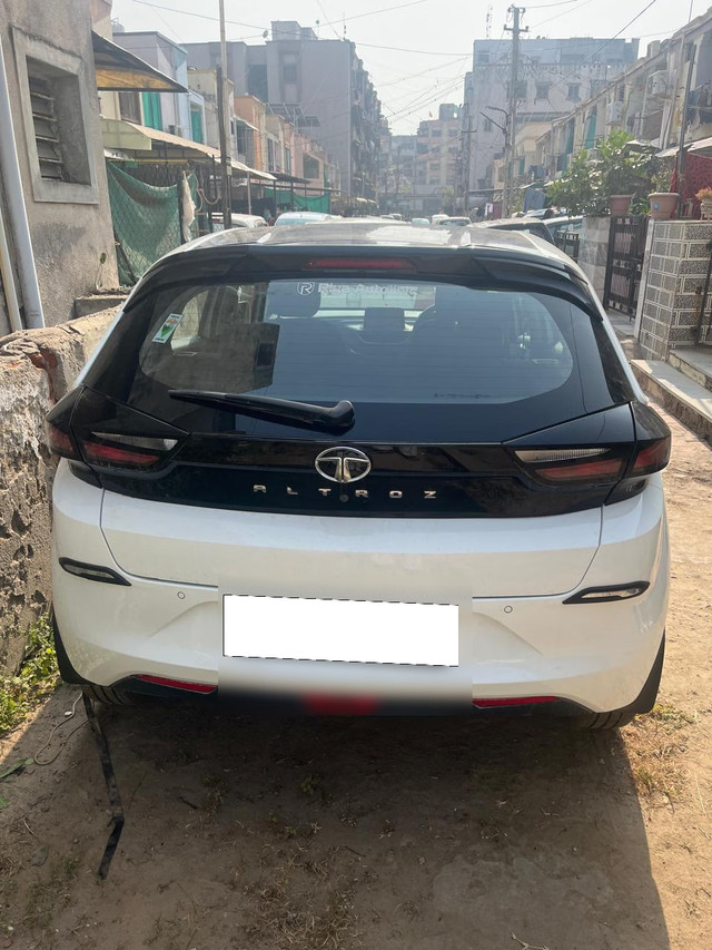 Second-hand 2022 Tata Altroz XZ Plus BSVI for sale in Ahmedabad-1