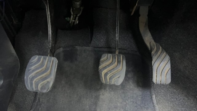 Second-hand 2016 Renault KWID RXT for sale in Hyderabad-14