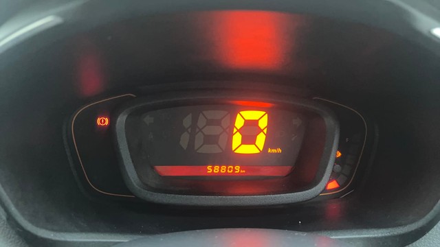 Second-hand 2016 Renault KWID RXT for sale in Hyderabad-13