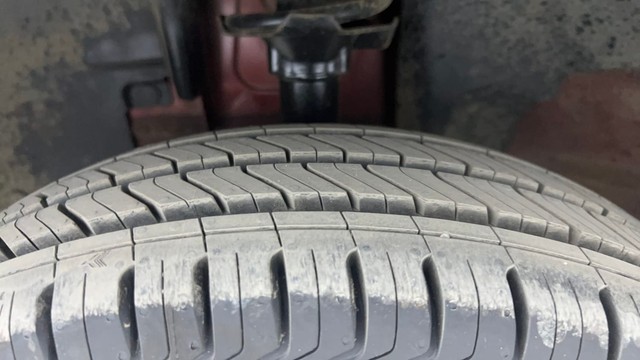 Second-hand 2016 Renault KWID RXT for sale in Hyderabad-37