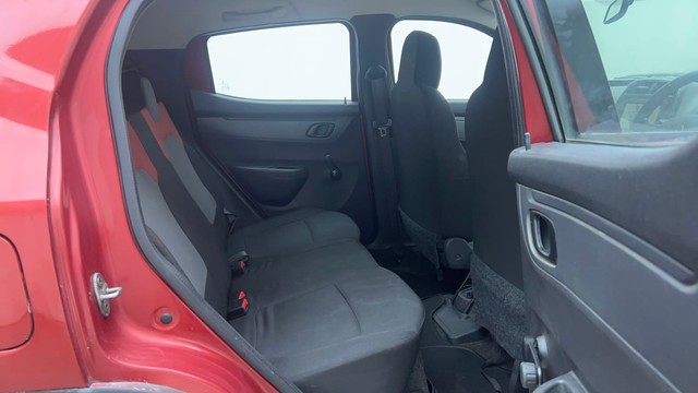 Second-hand 2016 Renault KWID RXT for sale in Hyderabad-23