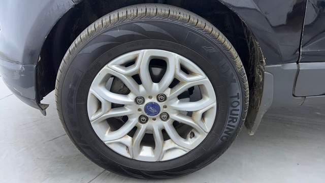 Second-hand 2014 Ford Ecosport 1.5 Ti VCT MT Titanium for sale in Hyderabad-20