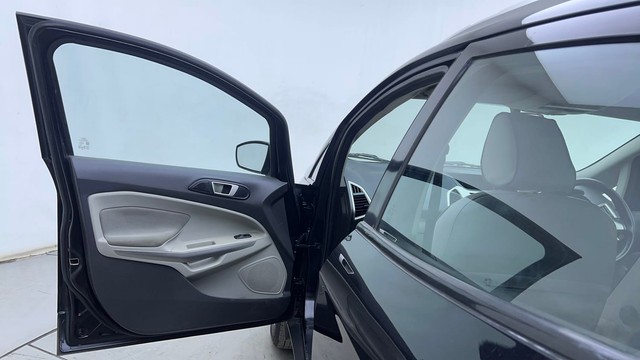 Second-hand 2014 Ford Ecosport 1.5 Ti VCT MT Titanium for sale in Hyderabad-31