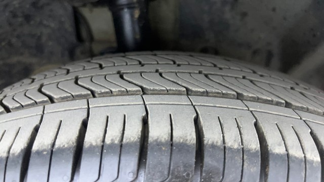 Second-hand 2014 Ford Ecosport 1.5 Ti VCT MT Titanium for sale in Hyderabad-25