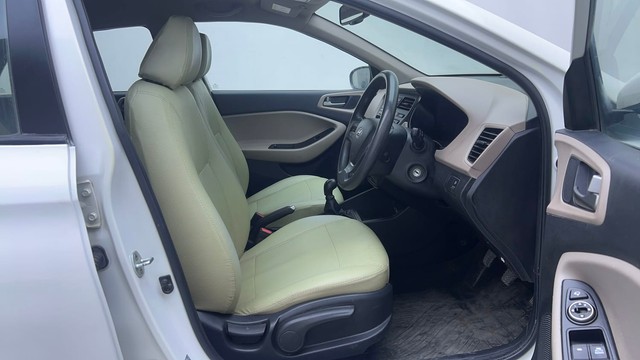 Second-hand 2016 Hyundai i20 Sportz 1.2 for sale in Hyderabad-15