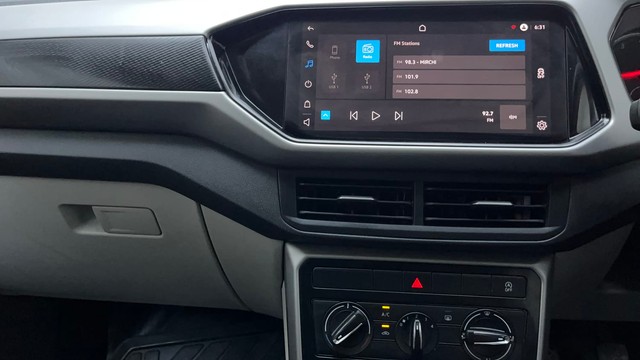 Second-hand 2022 Volkswagen Taigun 1.0 Highline for sale in Hyderabad-29