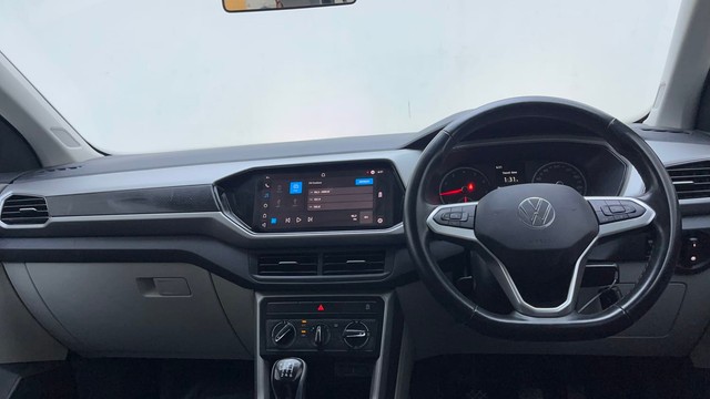 Second-hand 2022 Volkswagen Taigun 1.0 Highline for sale in Hyderabad-11