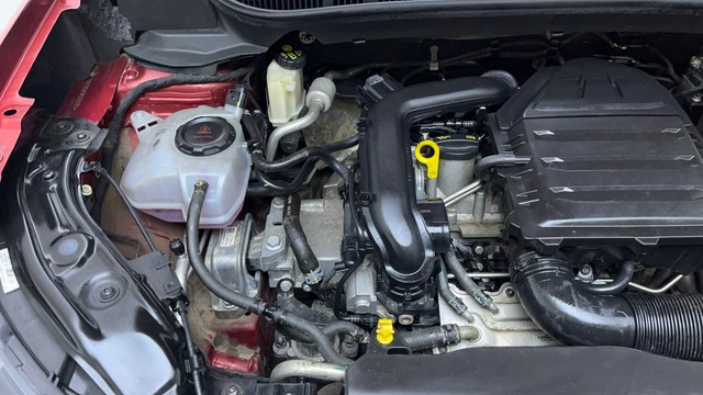 Second-hand 2022 Volkswagen Taigun 1.0 Highline for sale in Hyderabad-30