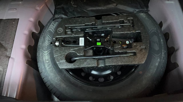 Second-hand 2022 Volkswagen Taigun 1.0 Highline for sale in Hyderabad-21