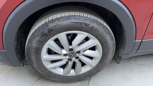 Second-hand 2022 Volkswagen Taigun 1.0 Highline for sale in Hyderabad-20