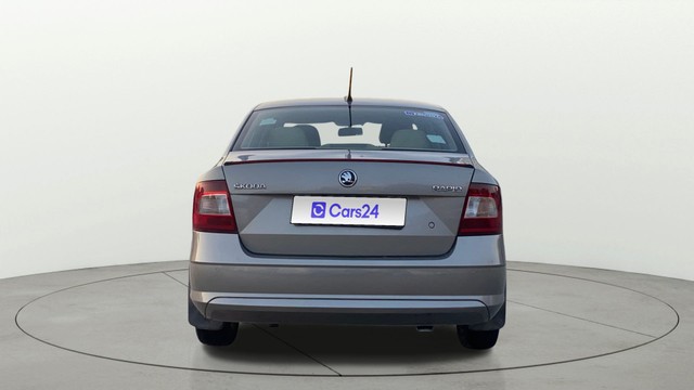 Second-hand 2017 Skoda Rapid 1.5 TDI Ambition BSIV for sale in Jaipur-3