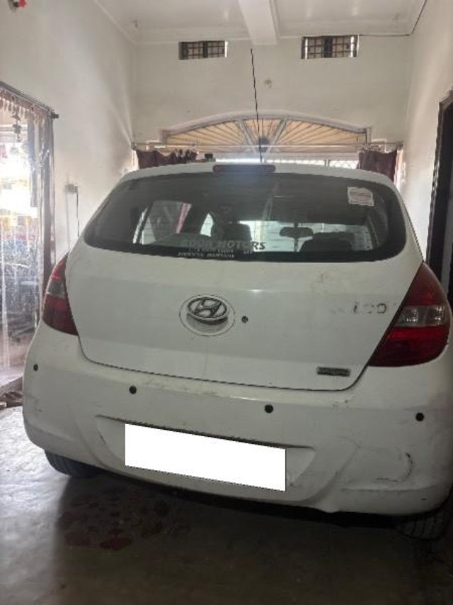 Hyundai i20 1.2 Magna Second-hand 2011 Hyundai i20 1.2 Magna for sale in Hajipur-0