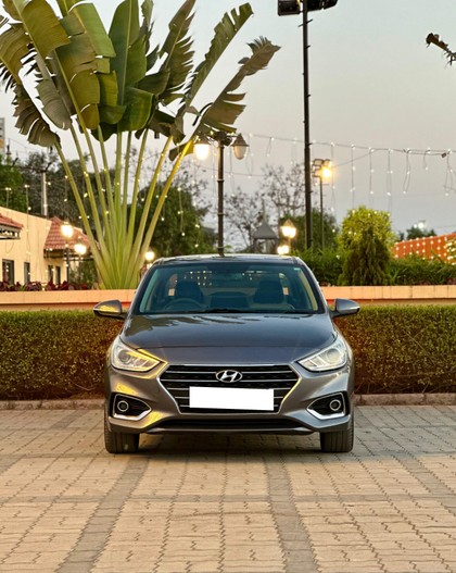 Second-hand 2019 Hyundai Verna CRDi 1.6 SX Option for sale in Surat