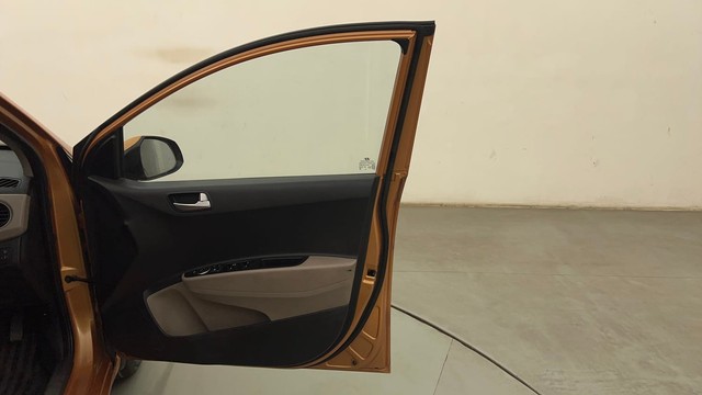 Second-hand 2016 Hyundai Grand i10 1.2 Kappa Asta for sale in Thane-16