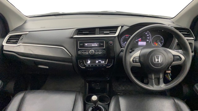 Second-hand 2017 Honda BR-V i-VTEC S MT for sale in Gulbarga-21