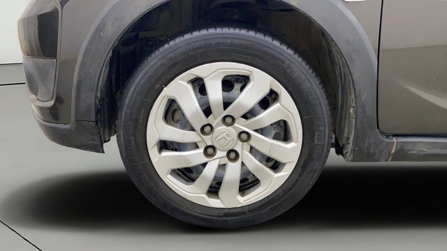 Second-hand 2017 Honda BR-V i-VTEC S MT for sale in Gulbarga-29