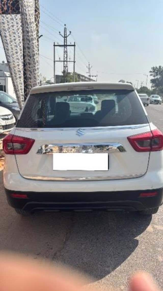 Second-hand 2021 Maruti Suzuki Vitara Brezza LXI for sale in Hanumangarh-1