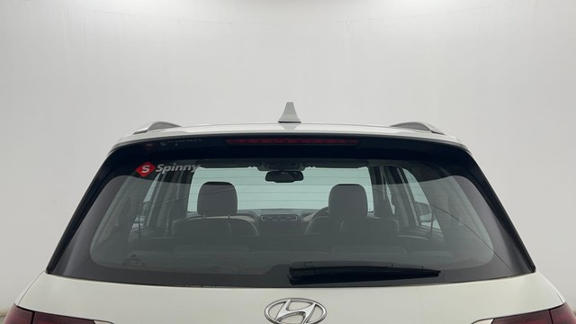 Second-hand 2022 Hyundai Alcazar Signature 6Str Diesel AT for sale in Kolkata-33