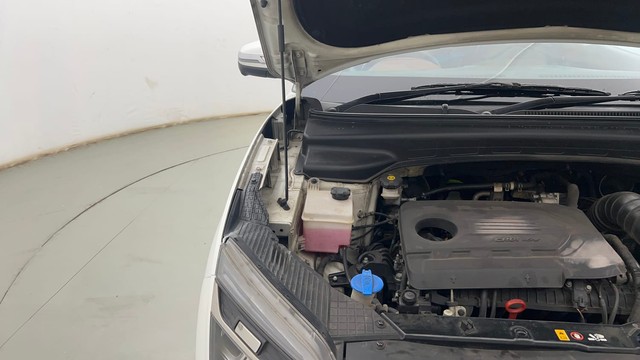 Second-hand 2022 Hyundai Alcazar Signature 6Str Diesel AT for sale in Kolkata-26