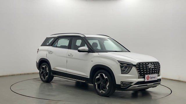 Second-hand 2022 Hyundai Alcazar Signature 6Str Diesel AT for sale in Kolkata-1