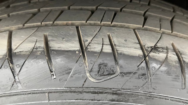 Second-hand 2022 Maruti Suzuki Grand Vitara Alpha AT for sale in Kolkata-26