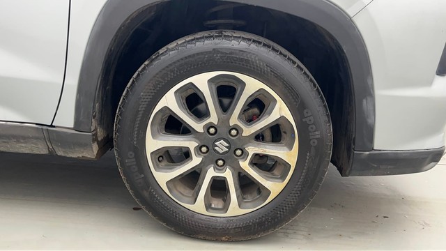 Second-hand 2022 Maruti Suzuki Grand Vitara Alpha AT for sale in Kolkata-17