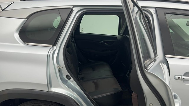 Second-hand 2022 Maruti Suzuki Grand Vitara Alpha AT for sale in Kolkata-37