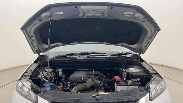 Second-hand 2022 Maruti Suzuki Grand Vitara Alpha AT for sale in Kolkata-8