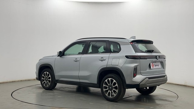 Second-hand 2022 Maruti Suzuki Grand Vitara Alpha AT for sale in Kolkata-5