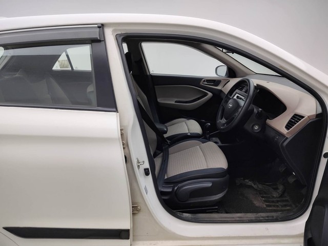 Second-hand 2017 Hyundai i20 1.2 Asta for sale in Visakhapatnam-15