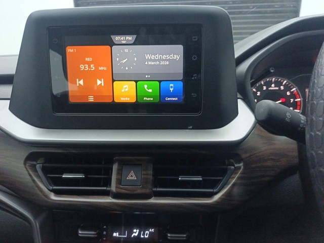 Second-hand 2024 Maruti Suzuki Brezza Vxi AT for sale in Visakhapatnam-30