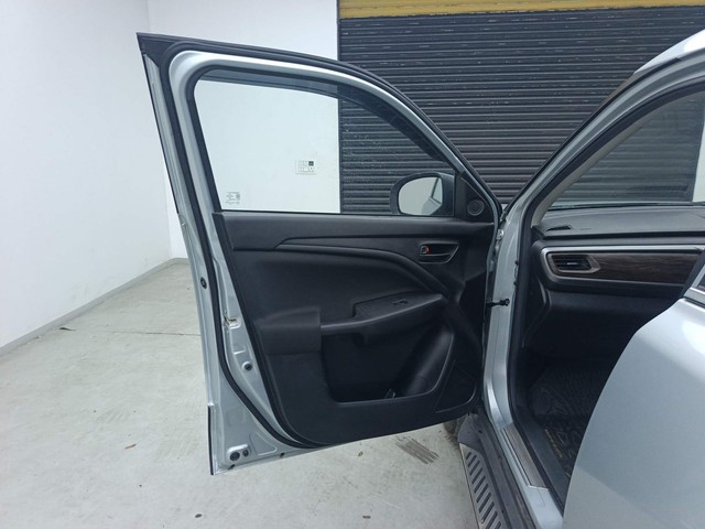 Second-hand 2024 Maruti Suzuki Brezza Vxi AT for sale in Visakhapatnam-39