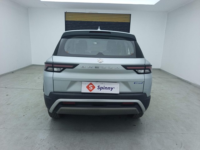 Second-hand 2024 Maruti Suzuki Brezza Vxi AT for sale in Visakhapatnam-4