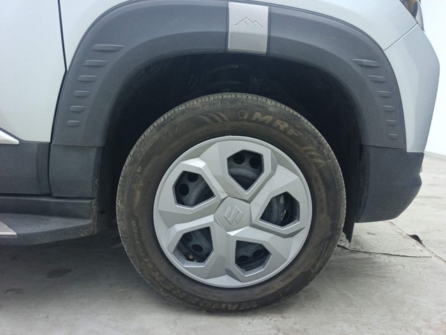 Second-hand 2024 Maruti Suzuki Brezza Vxi AT for sale in Visakhapatnam-17