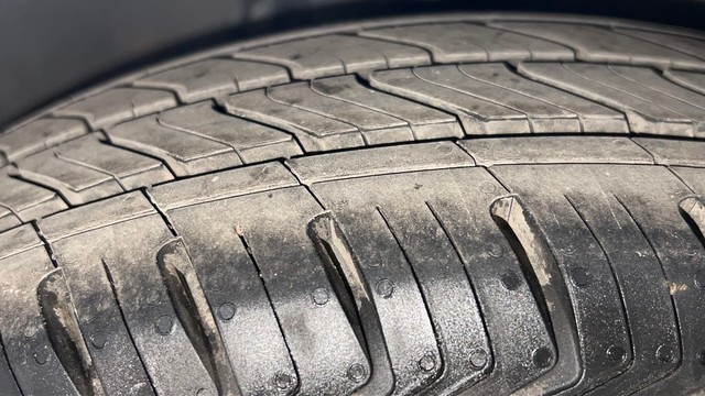 Second-hand 2019 Hyundai Xcent Petrol for sale in Chandigarh-38