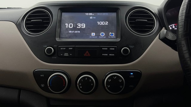 Second-hand 2019 Hyundai Xcent Petrol for sale in Chandigarh-37