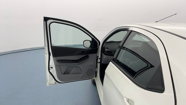 Second-hand 2023 Tata Tiago XT for sale in Lucknow-34