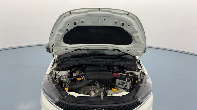 Second-hand 2023 Tata Tiago XT for sale in Lucknow-8