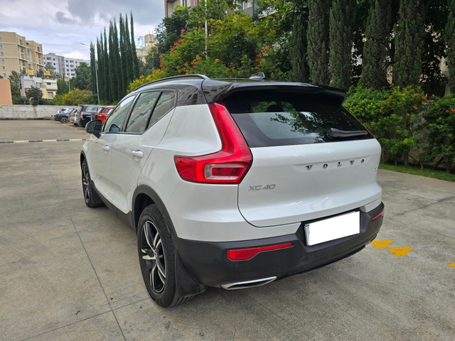 Second-hand 2020 Volvo XC40 T4 R-Design for sale in Bangalore-8
