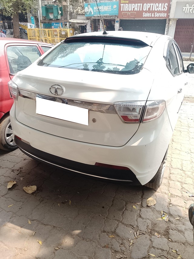 Second-hand 2023 Tata Tigor XM for sale in Samastipur-2