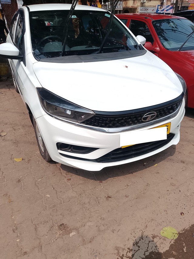 Second-hand 2023 Tata Tigor XM for sale in Samastipur-4