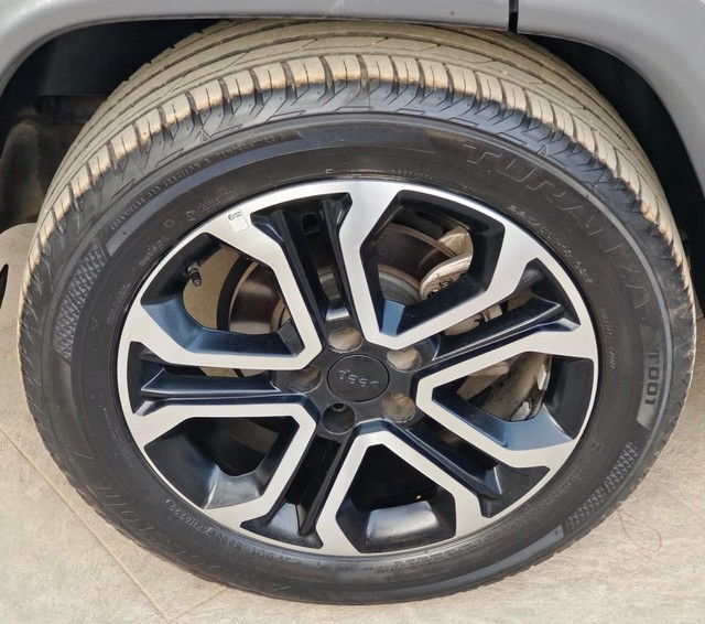 Second-hand 2022 Jeep Compass Model S DCT BSVI for sale in Bangalore-6