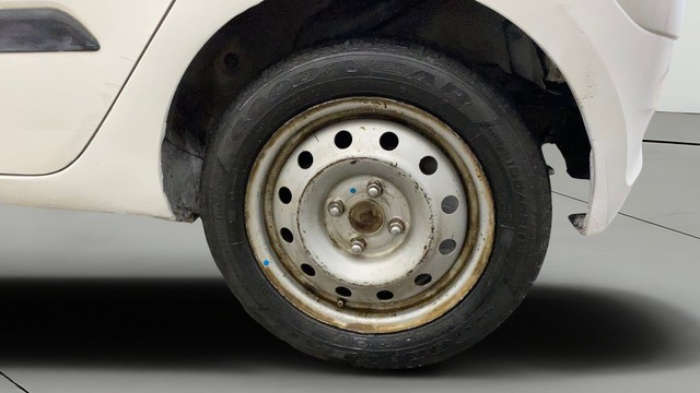 Second-hand 2015 Hyundai i10 Magna 1.1L for sale in Gurgaon-28