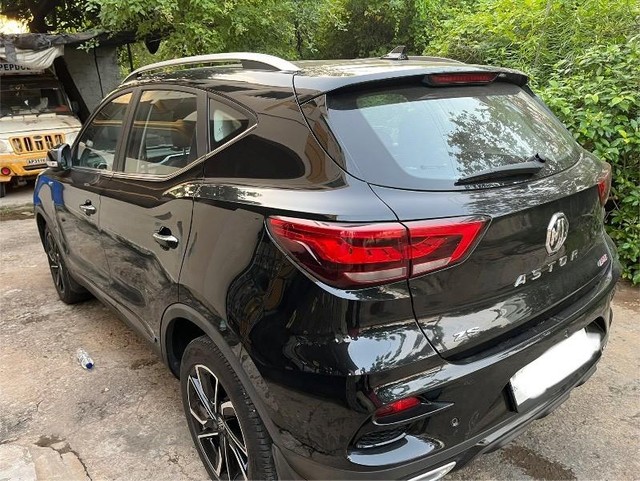 Second-hand 2022 MG Astor Savvy CVT Red BSVI for sale in Gajuwaka-3