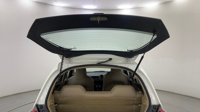 Second-hand 2016 Honda Brio VX AT for sale in Pune-30